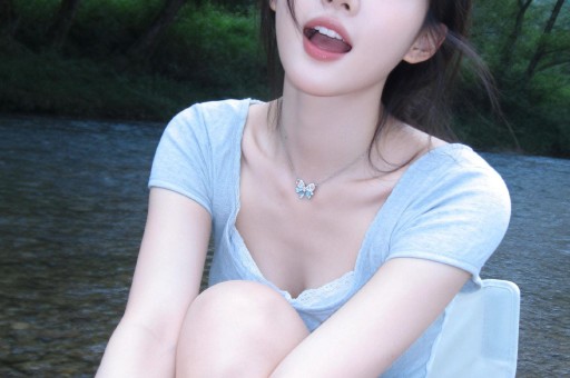 千万粉丝网红白冰因偷税被查 抖音回应是否封禁账号