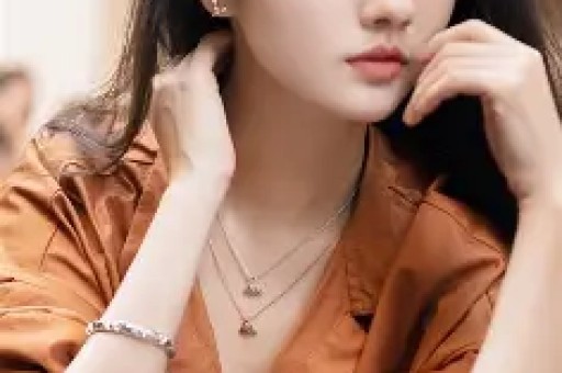 明星表里不一：表面君子私下贪色陈小春最意外