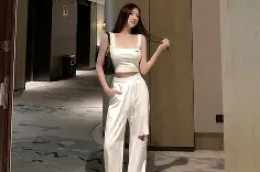 娱乐圈八卦大揭秘：恋情、负债与赵丽颖的委屈