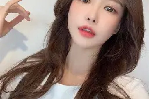 大瓜！女网红与男伴在厕所发生关系还涉嫌吸毒聊天记录曝光！